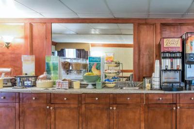 Comfort Inn & Suites Liverpool - Syracuse North