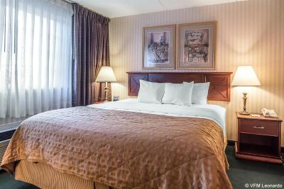 Hotel Downtown - University Area