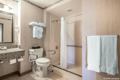 Hotel Downtown - University Area