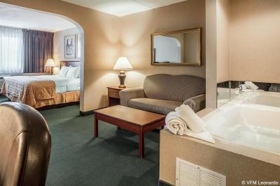 Hotel Downtown - University Area