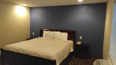 Surf City Inn & Suites