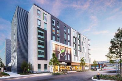 Element Boston Seaport by Westin