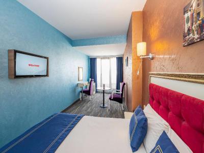 Harmony Hotel