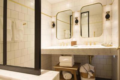 Gurney`s Inn Resort & Spa