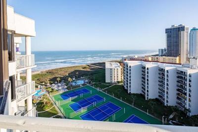 Royale Beach and Tennis Club