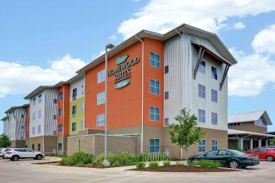 Homewood Suites by TechRidge Parmer @ I-35