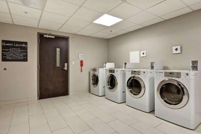 Homewood Suites by TechRidge Parmer @ I-35