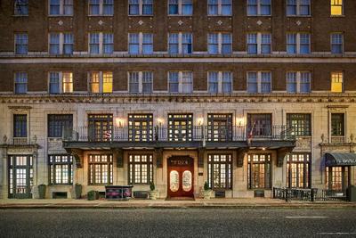 Redmont Hotel Birmingham, Curio Collection by Hilt