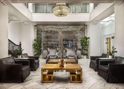 Redmont Hotel Birmingham, Curio Collection by Hilt