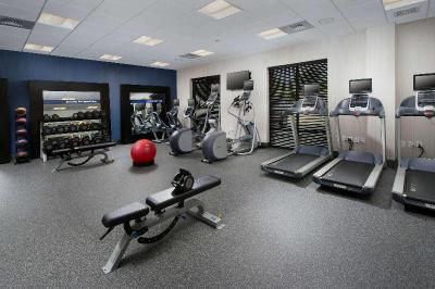 Hampton Inn and Suites Falls Church/Seven