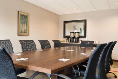 Hampton Inn & Suites Kenosha