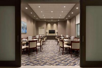 Embassy Suites by Hilton Kansas City Olathe