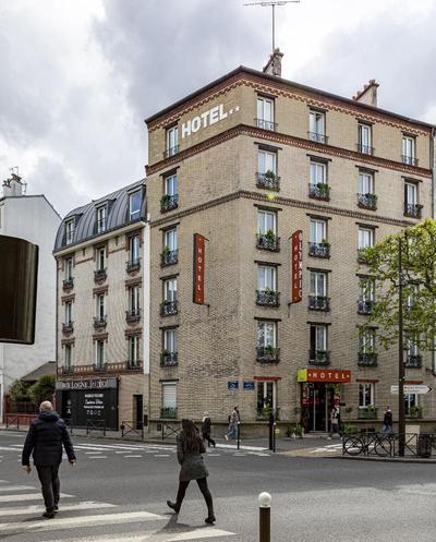 Hotel Olympic Paris Boulogne by Patrick Hayat