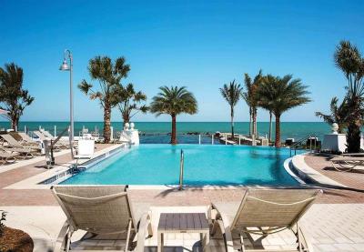 Courtyard Faro Blanco Resort