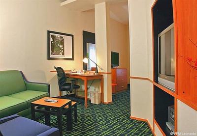 Fairfield Inn & Suites Brunswick