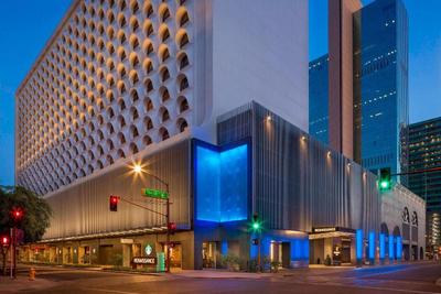 Renaissance Phoenix Downtown Hotel