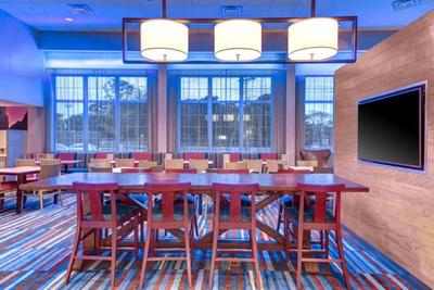 Fairfield Inn & Suites Cape Cod Hyannis