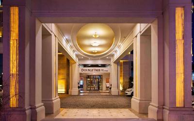 Doubletree By Hilton Van