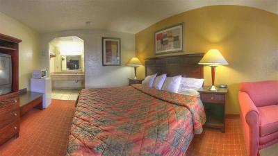 Rodeway Inn North Charleston