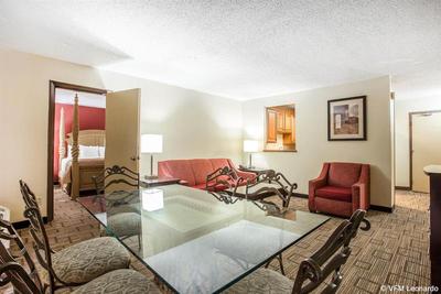 Clarion Hotel Fort Mill Near Amusement Park