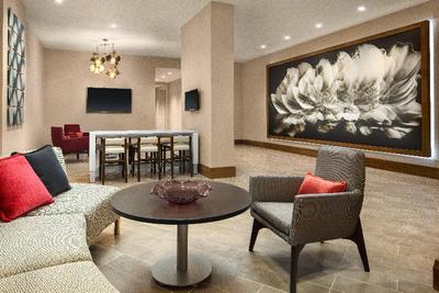 Crowne Plaza Dallas Market Ctr - Love Field