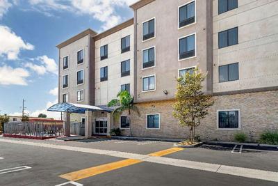BEST WESTERN Plus Gardena Inn & Suites