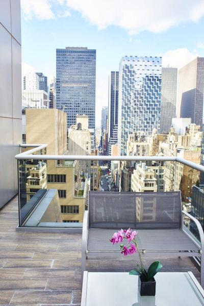 Gotham Hotel
