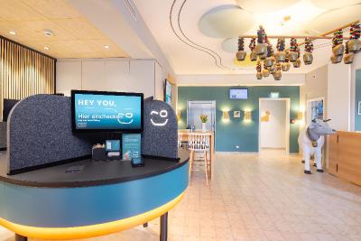 Hey Lou Hotel Piding