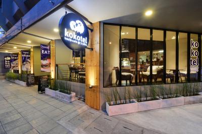 Kokotel Surawong