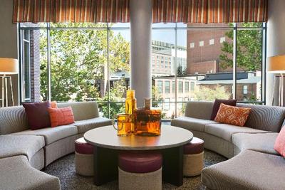 Embassy Suites by Hilton Greenville Downtown River