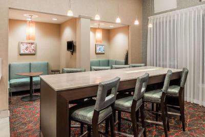Hawthorn Suites By Wyndham St. Louis Westport Pla