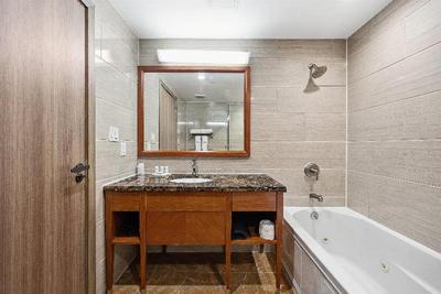 Ramada by Wyndham Flushing Queens
