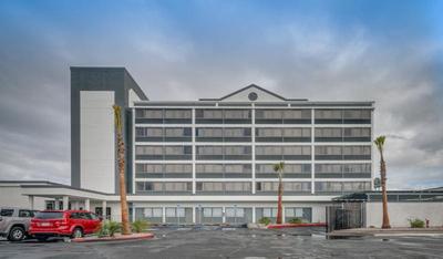 Radisson Hotel Oakland Airport