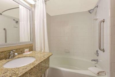 Baymont by Wyndham Fayetteville Fort Bragg Area