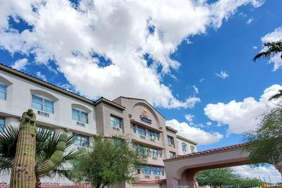Comfort Inn & Suites Tempe Phoenix SkyHarbor Airpt