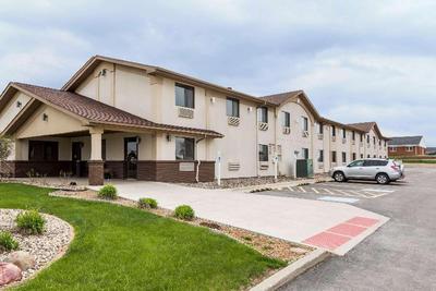 Super 8 by Wyndham Spirit Lake