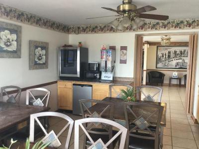 Super 8 by Wyndham New Castle