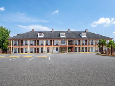 Baymont Commerce GA Near Tanger Outlets Mall