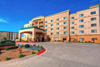 Courtyard Midland