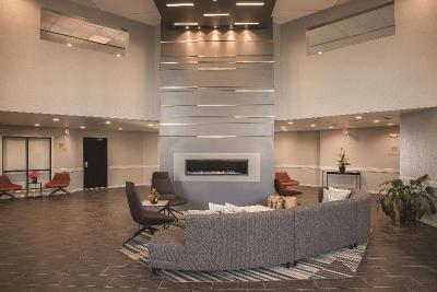 Doubletree by Hilton Racine Harbourwalk, WI