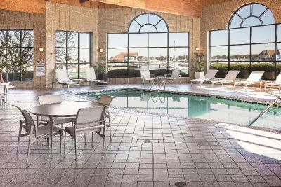 Doubletree by Hilton Racine Harbourwalk, WI