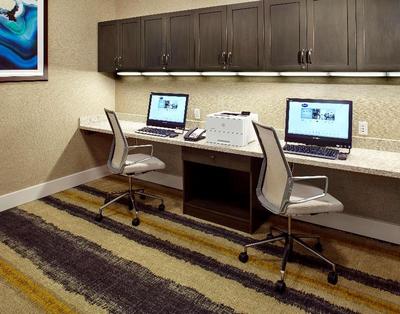 Hampton Inn & Suites Pittsburgh Airport South Set