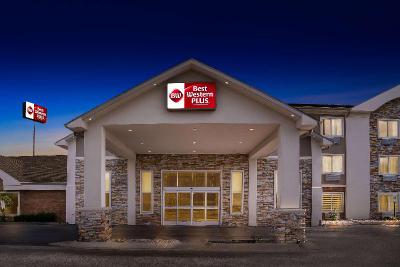 Best Western Flint Airport Inn & Suites