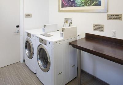 SpringHill Suites Carle Place Garden City