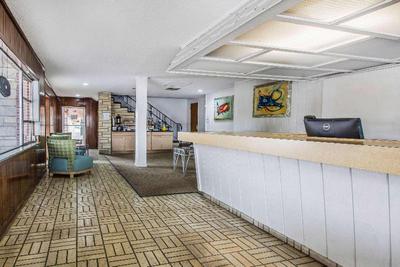 Rodeway Inn & Suites Winter Haven Chain of Lakes