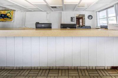 Rodeway Inn & Suites Winter Haven Chain of Lakes