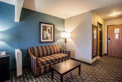 Comfort Inn Lees Summit @ Hwy 50 & Hwy 291