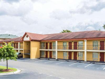 Econo Lodge Coliseum North Charleston