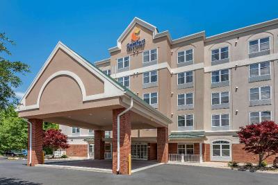 Comfort Inn & Suites Virginia Beach Norfolk Airpo