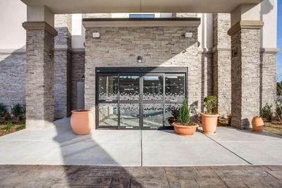 Hampton Inn & Suites Dallas-Central Expy North P